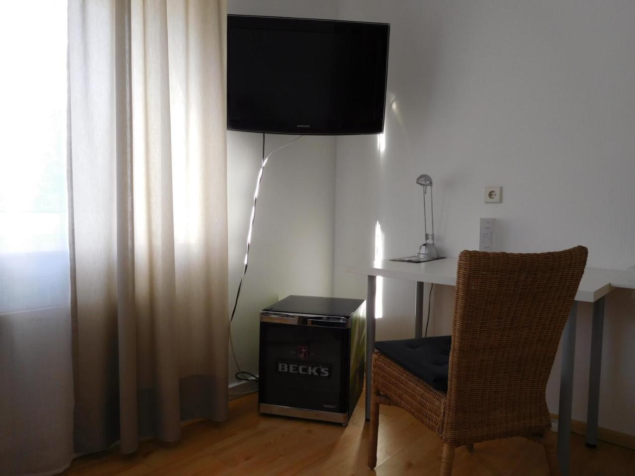 Arkadia Hotel Burgwedel Kültér fotó