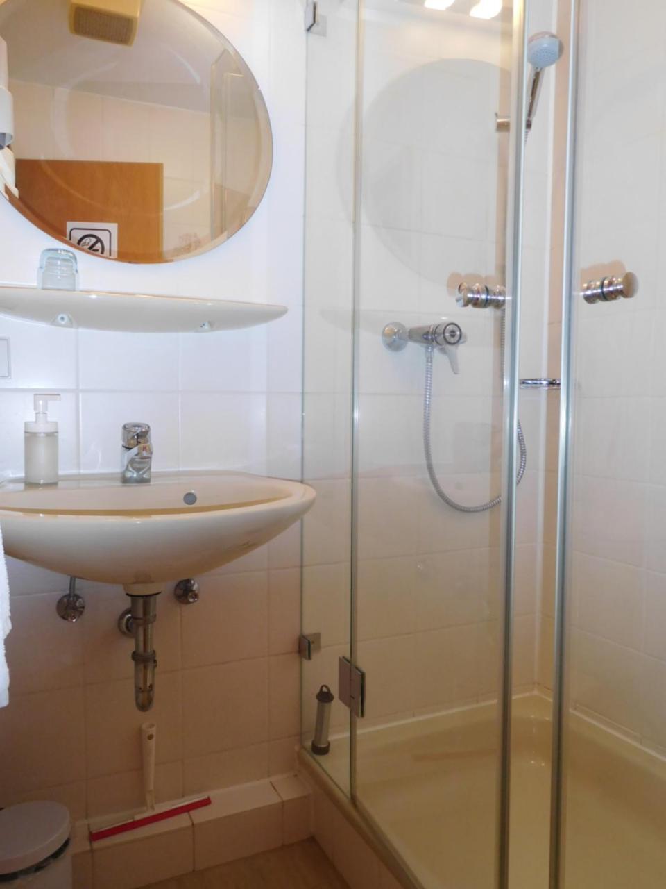 Arkadia Hotel Burgwedel Kültér fotó