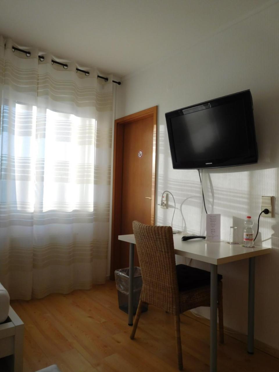 Arkadia Hotel Burgwedel Kültér fotó