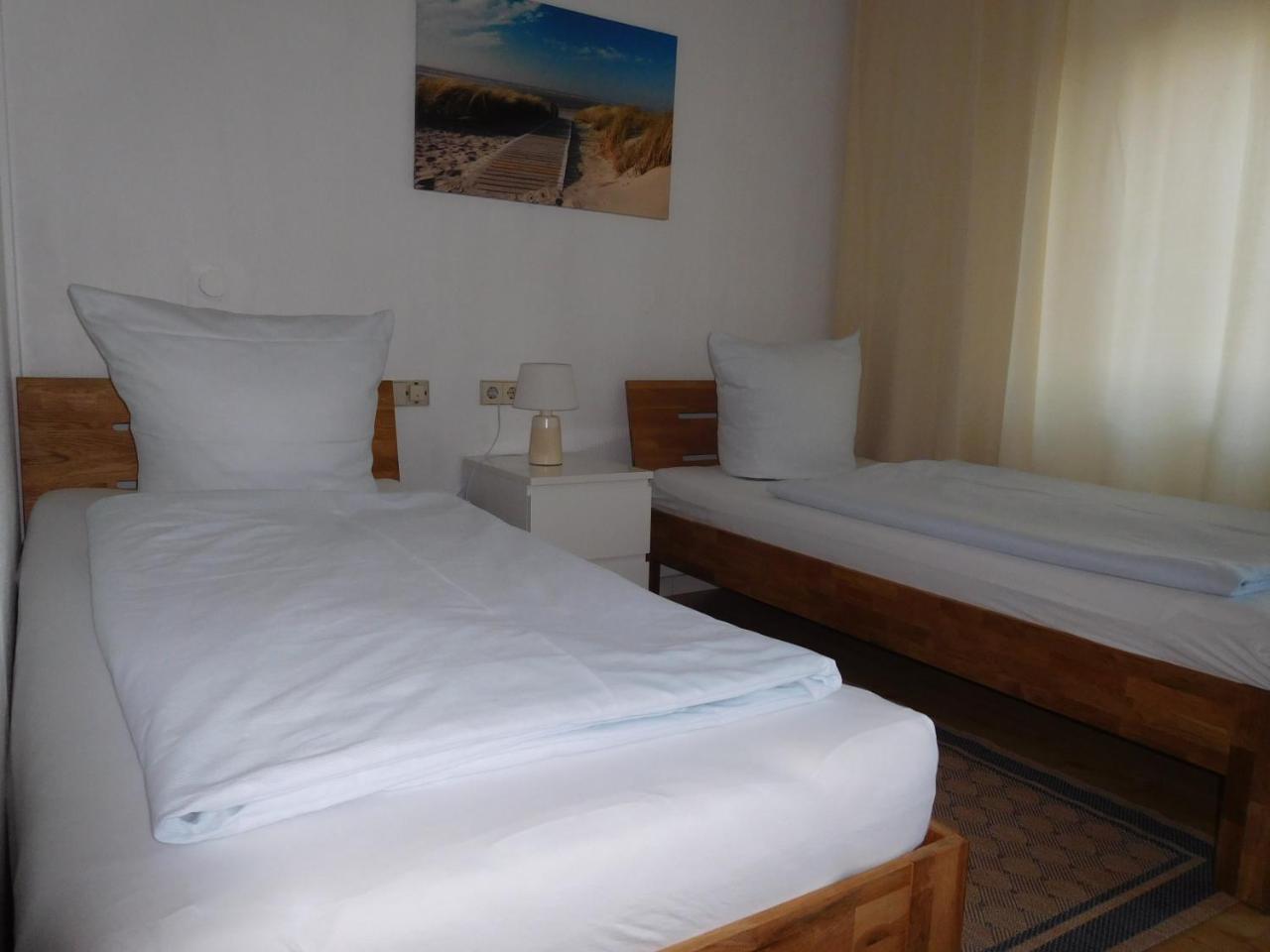 Arkadia Hotel Burgwedel Kültér fotó